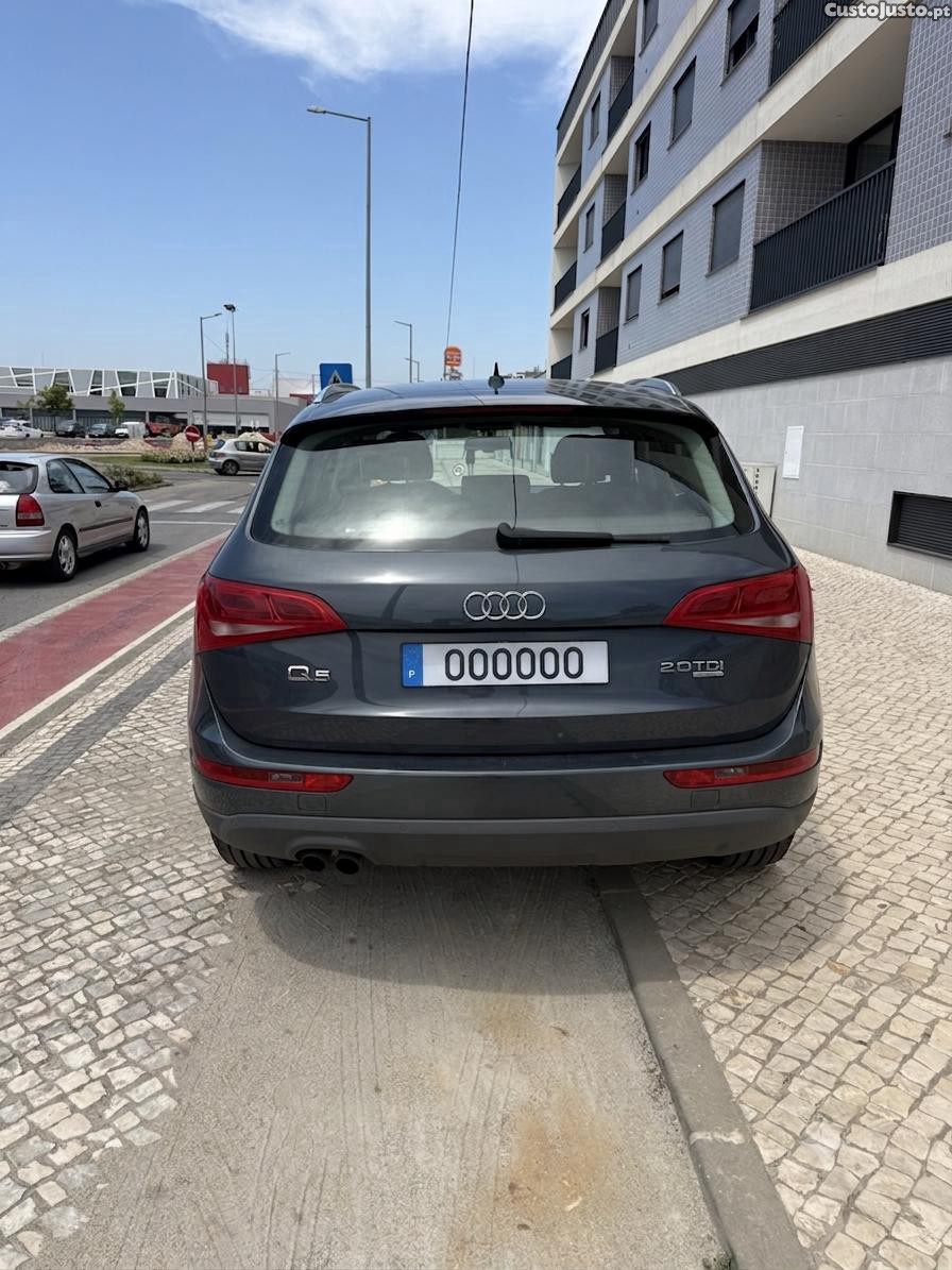 Audi Q5 2.0TDI — fotografia 6