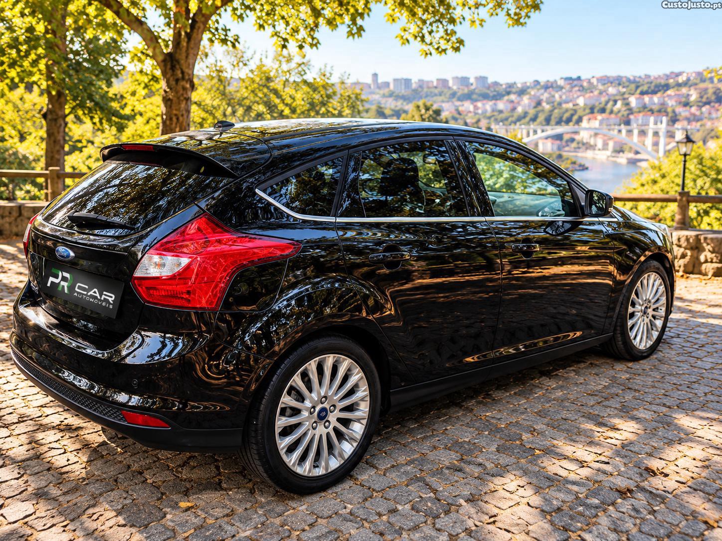 Ford Focus 1.0 EcoBoost - 13 — photo 3