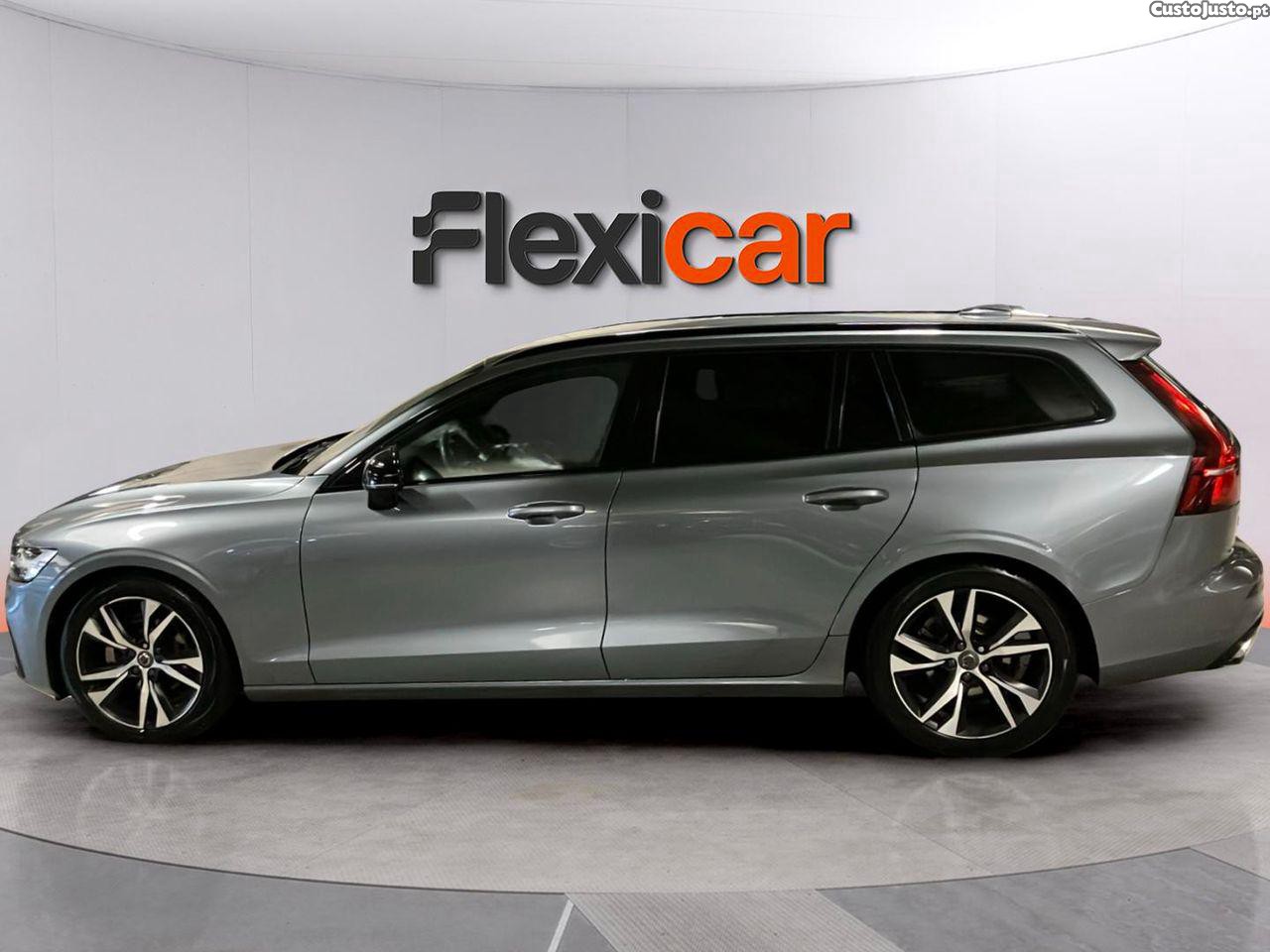 Volvo V60 2.0 D3 R-Design Geartronic — fotografia 20