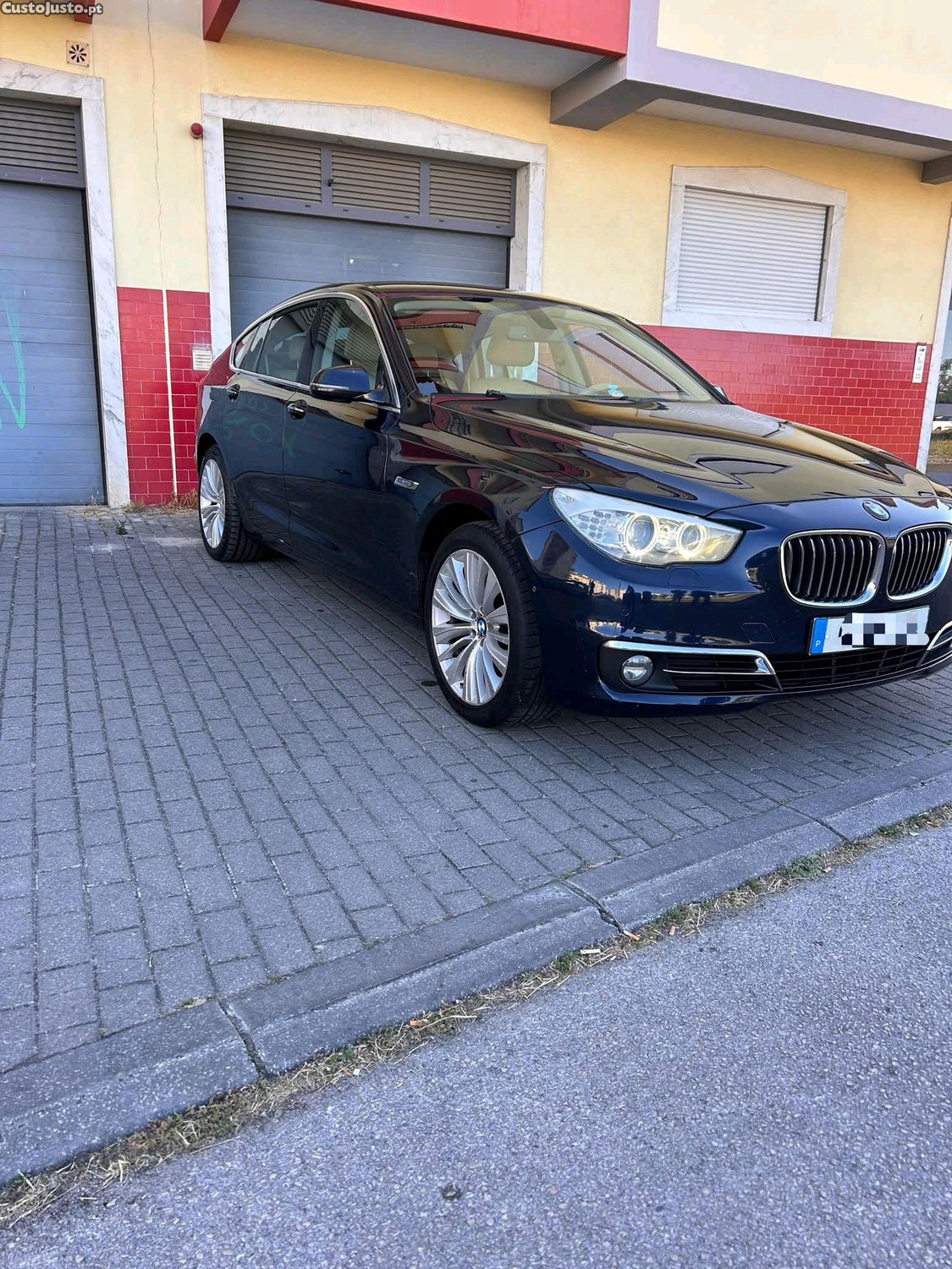 BMW 520 gran turismo luxury — fotografia 7