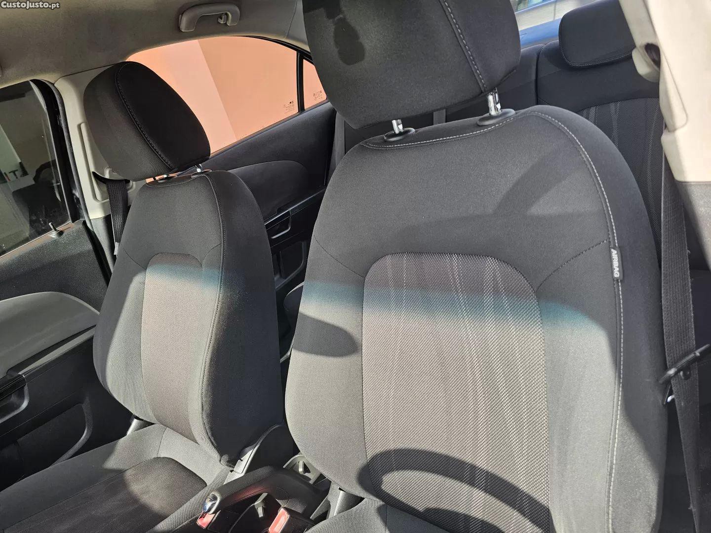 Chevrolet Aveo 1.3 vcdi lt — fotografia 5