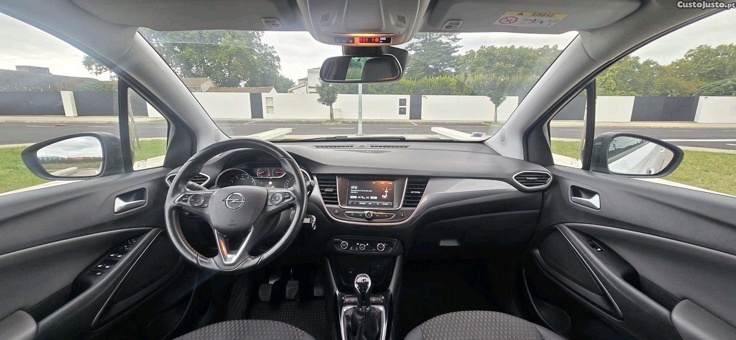 Opel Crossland X SUV - 17 — photo 5
