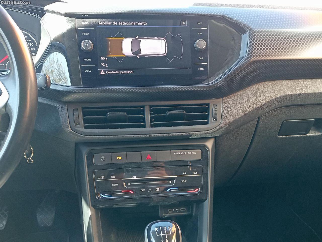 Volkswagen T-Cross 1.0 TSI Freestyle — fotografia 4