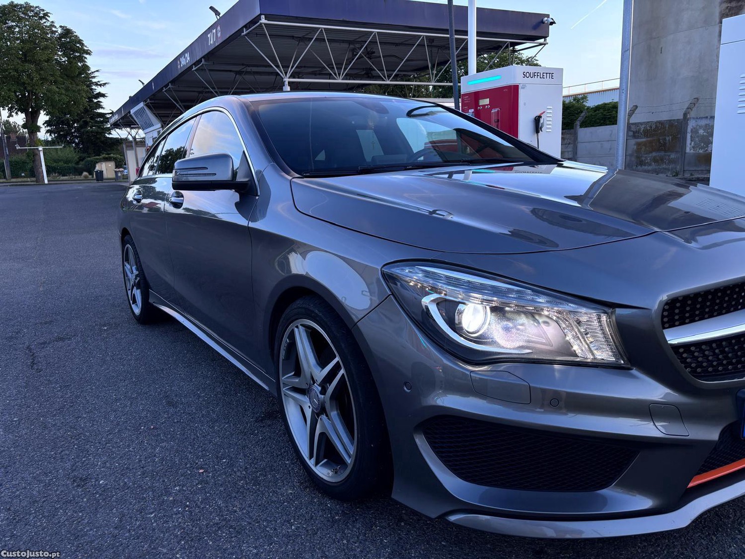 Mercedes-Benz CLA 180 AMG — photo 3