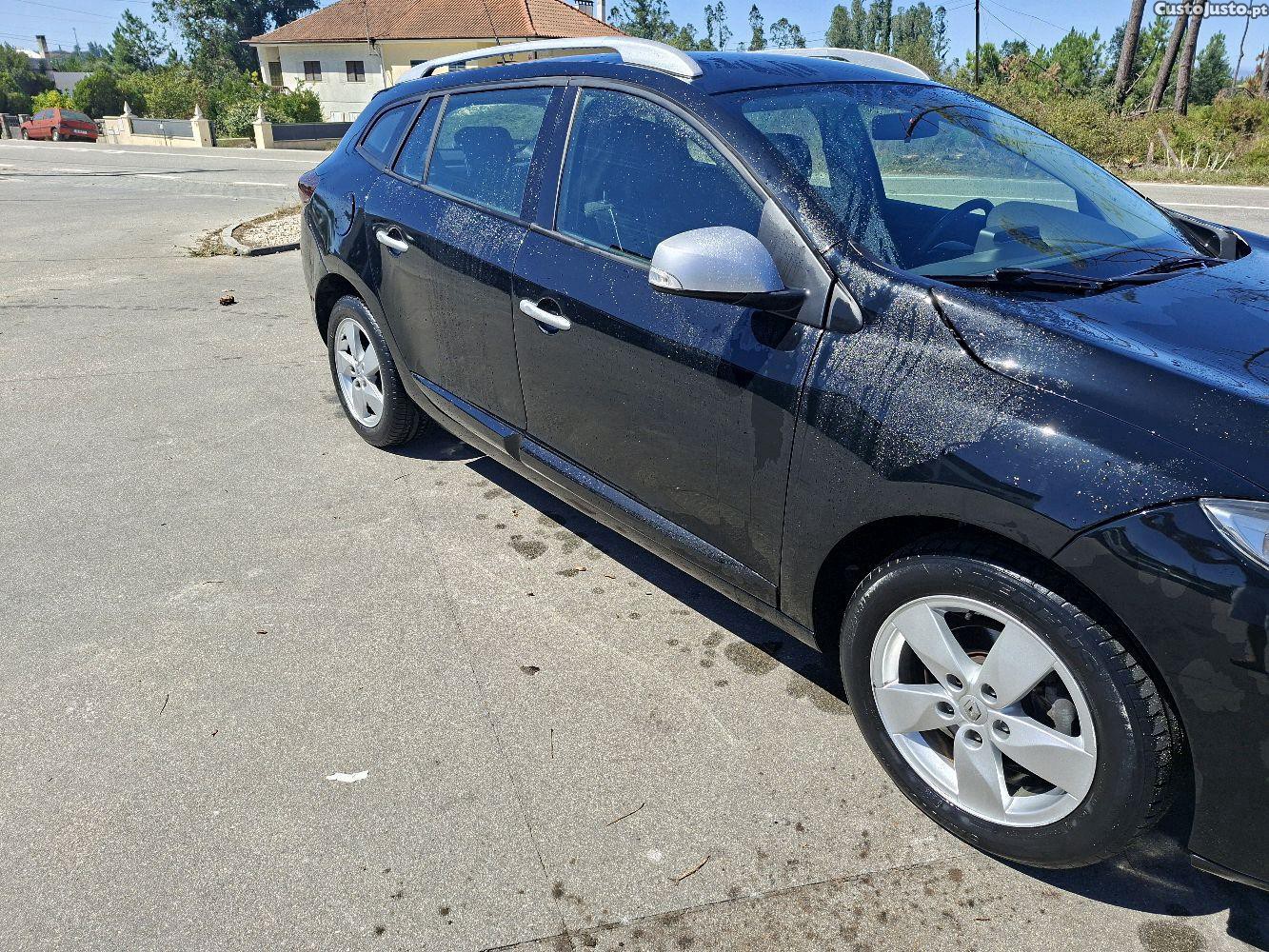 Renault Mégane Sport tourer 1.5 dci — fotografia 9