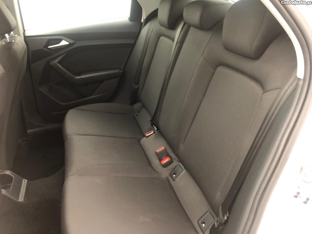 Audi A1 Sportback 25 TFSI — fotografia 2