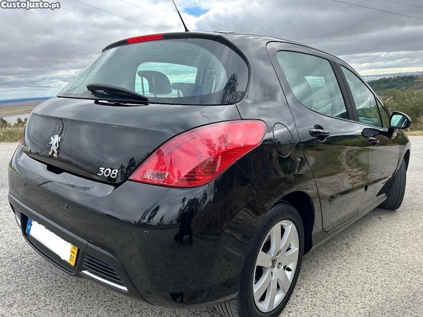 Peugeot 308 1.6 HDI / 110 CV — photo 3