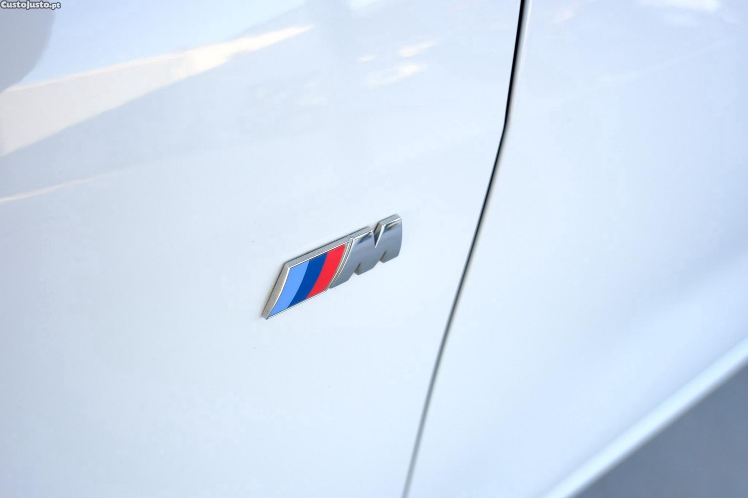 BMW 118 i Pack Desportivo M Auto — fotografia 19
