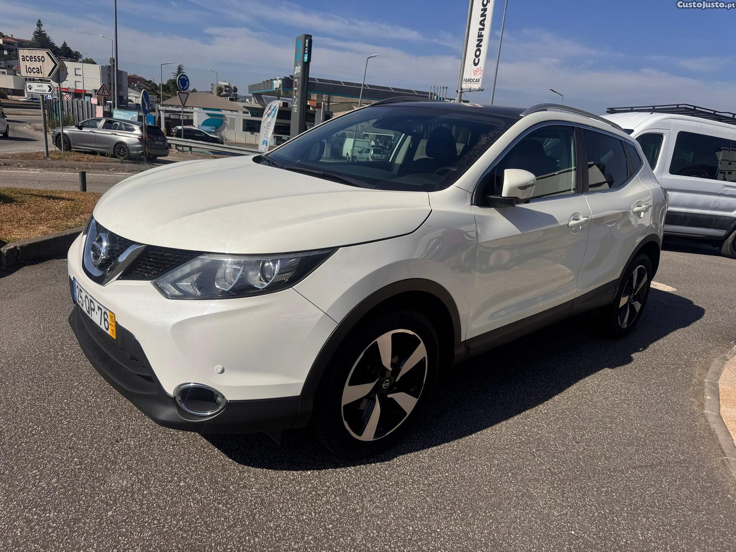 Nissan Qashqai 1.5 dCi Acenta — fotografia 15