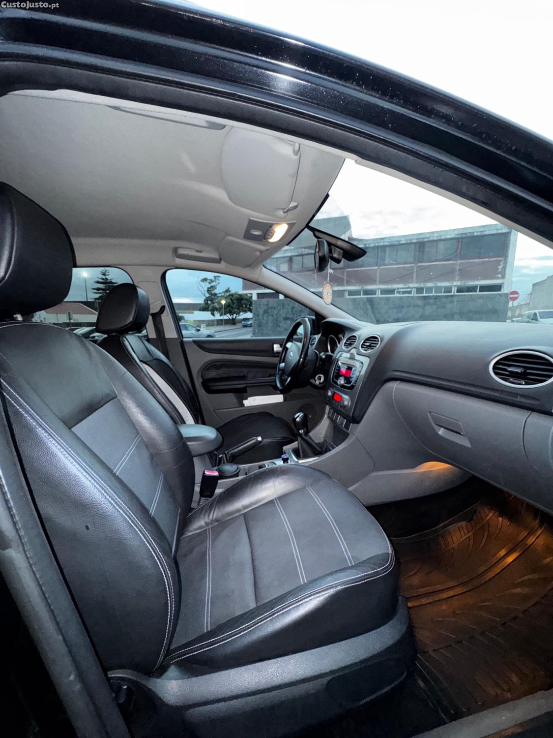 Ford Focus Titanium — photo 4