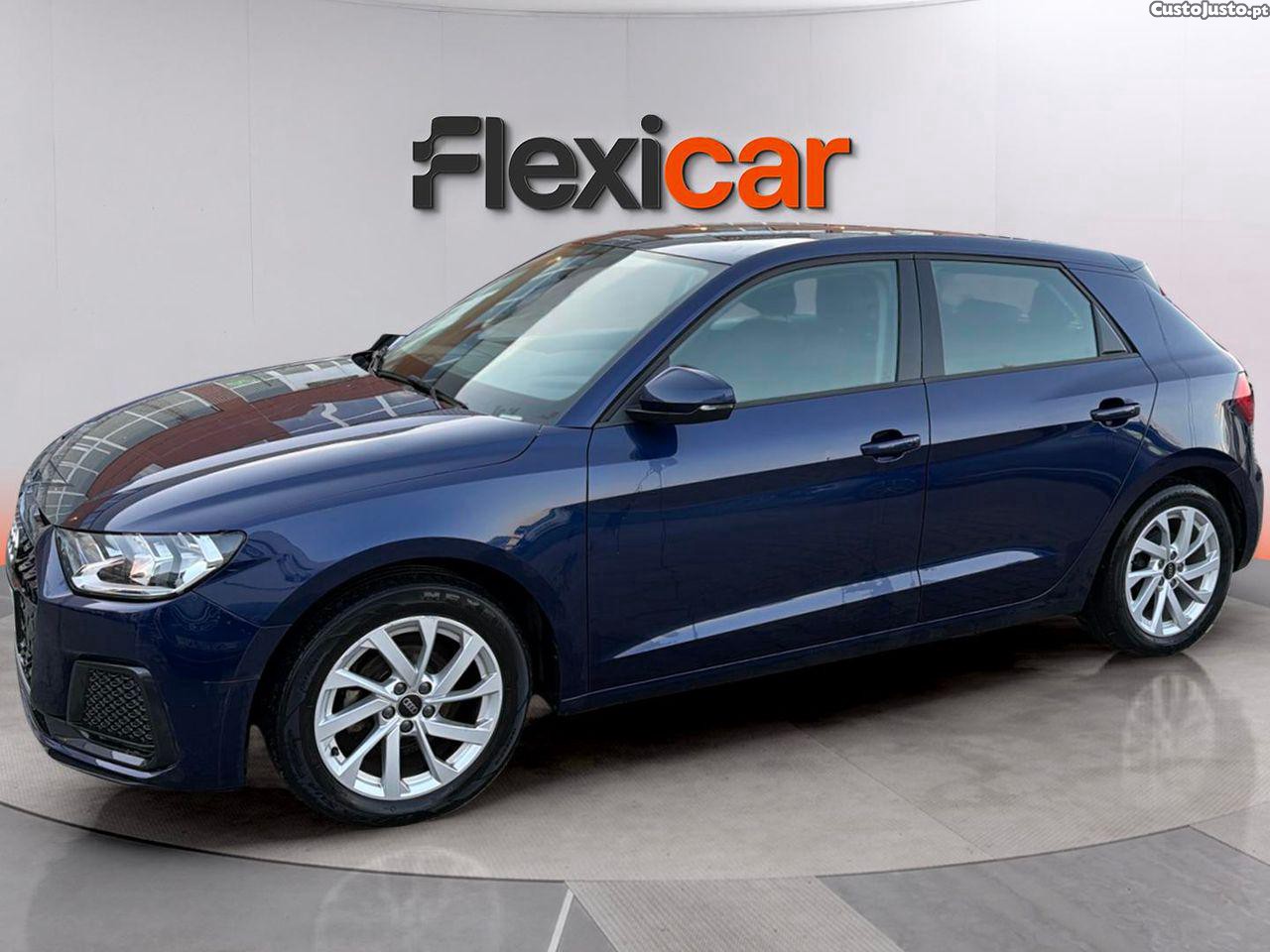 Audi A1 Sportback 25 TFSI Advanced — photo 3