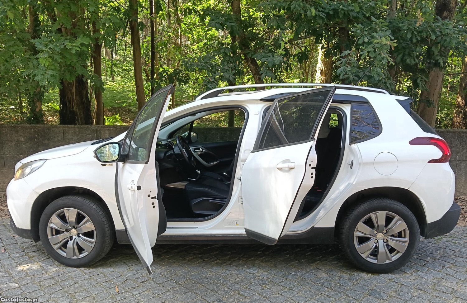 Peugeot 2008 Allure — fotografia 6