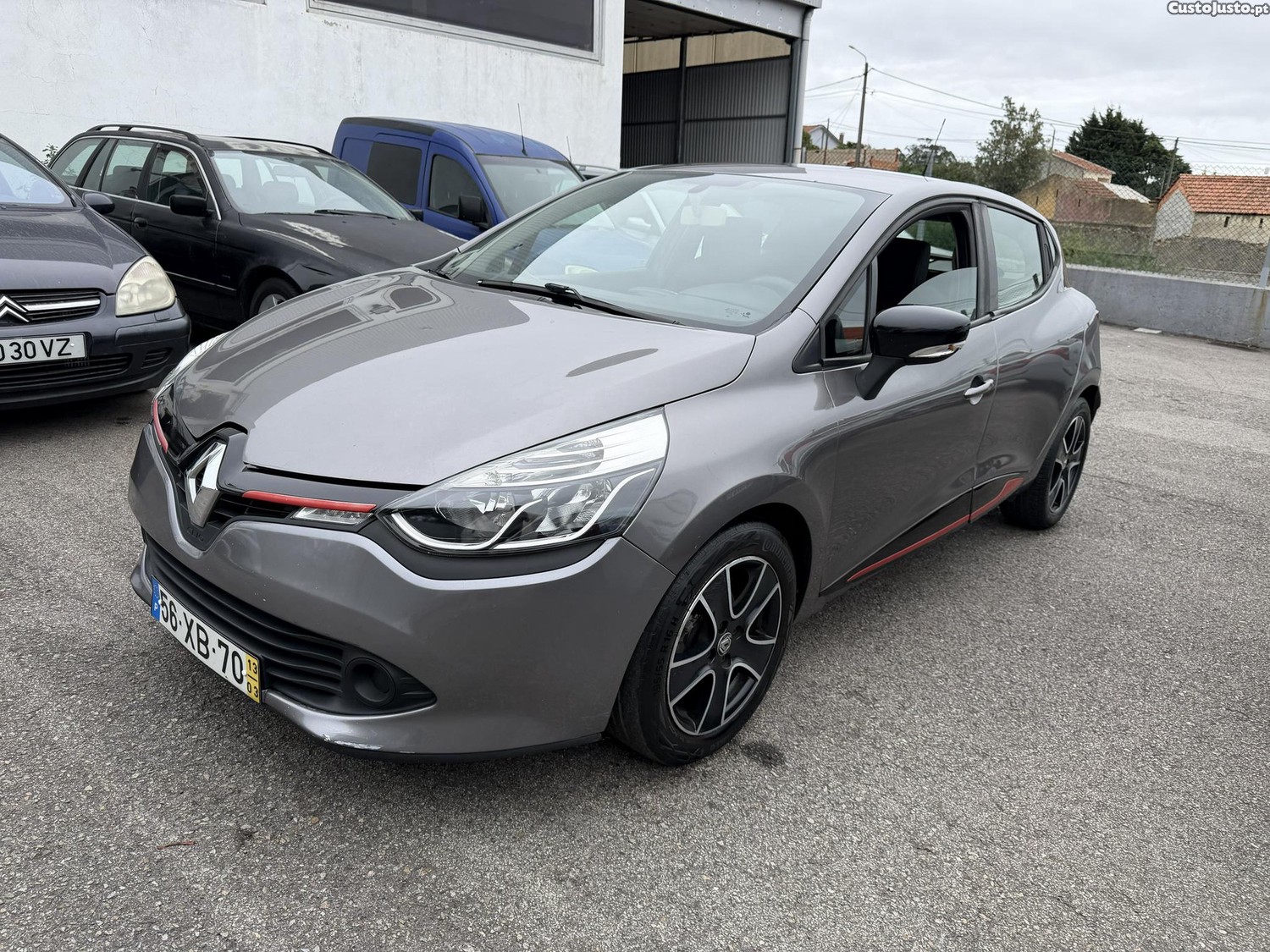 Renault Clio 1.5dCi Energy Dynamique — fotografia 12