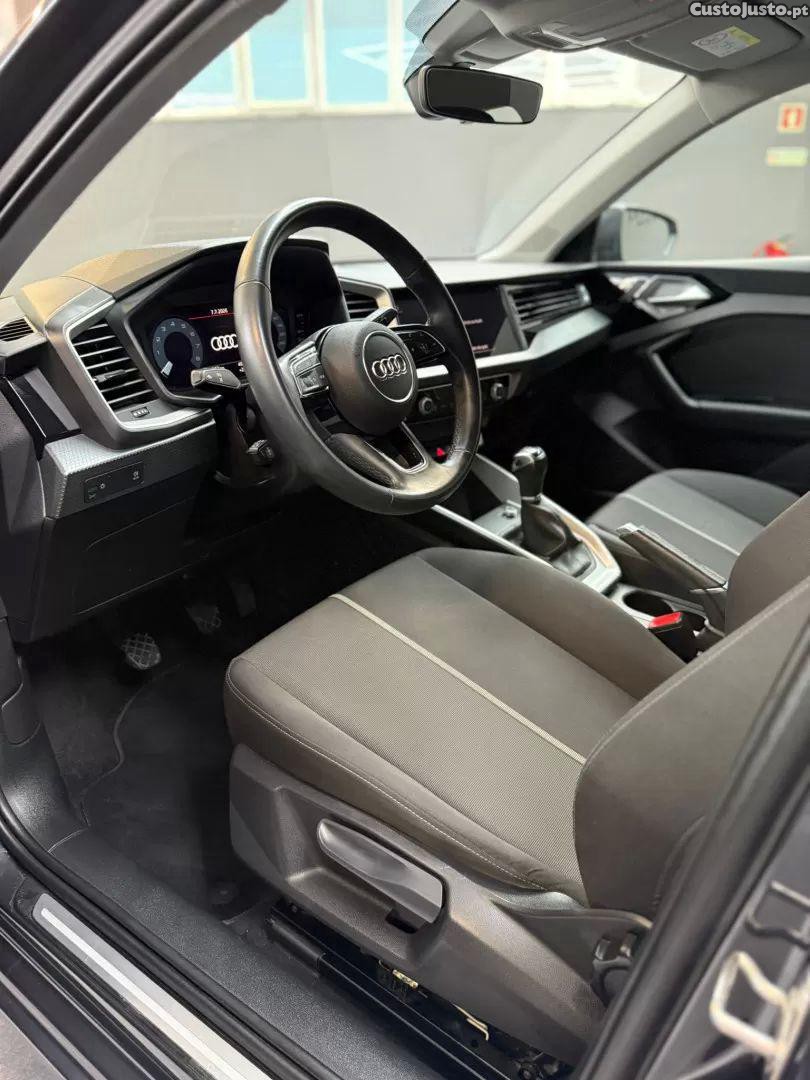 Audi A1 1.0 tfsi — fotografia 13