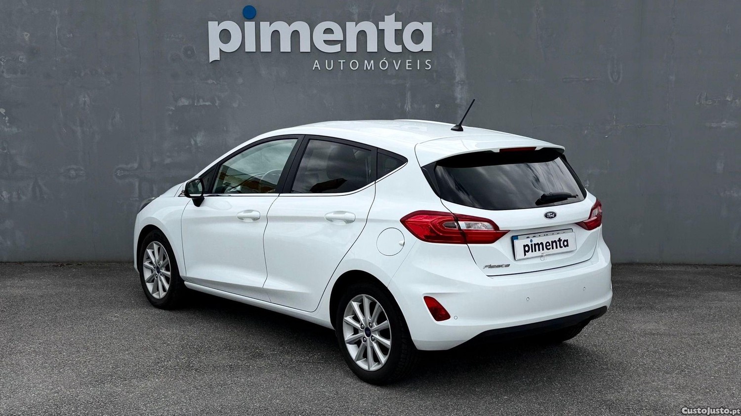 Ford Fiesta 1.0 T EcoBoost Titanium — fotografia 13