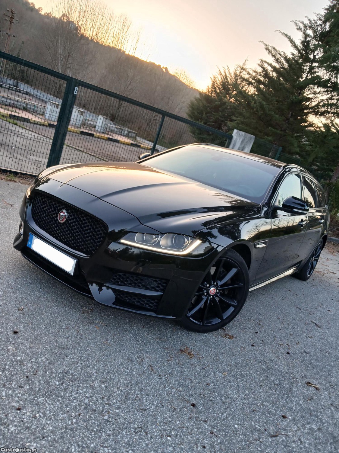 Jaguar XF R-sport — fotografia 8