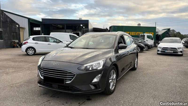 Ford Focus 1.5 TDCi EcoBlue Con — fotografia 17