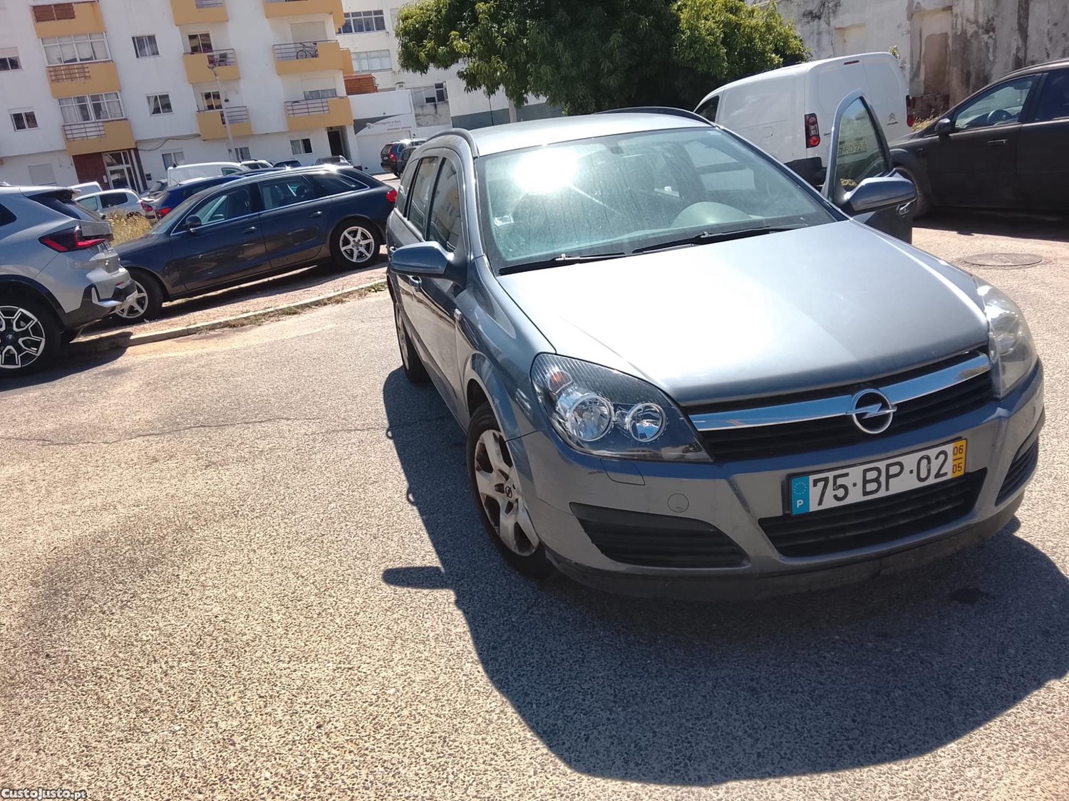 Opel Astra Station Wagon 1.4 gasolina Muito bom estado!Oportunidade — fotografia 4