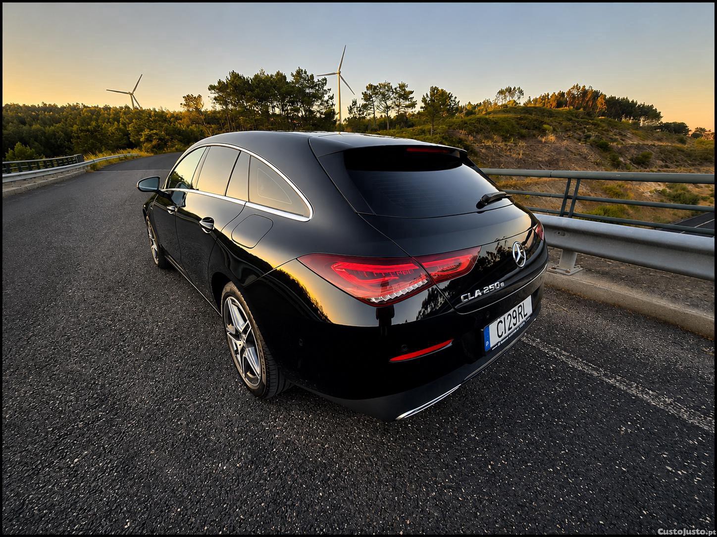 Mercedes-Benz CLA 250 e Shooting Brake 8G-DCT 218 cv | Bancos com massagem | Histórico Mercedes — fotografia 17