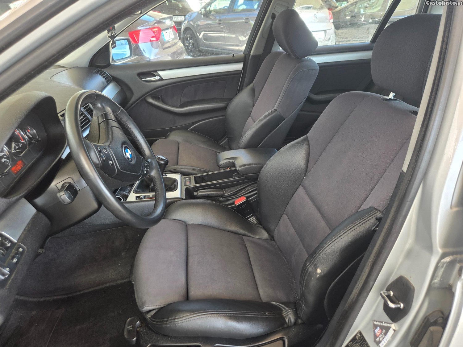BMW 320 D — fotografia 4