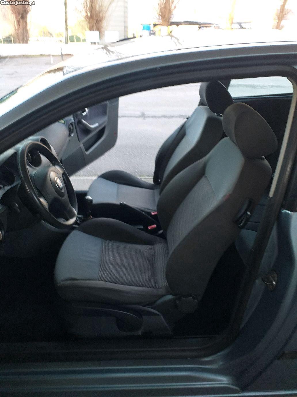 SEAT Ibiza 6 l — fotografia 5