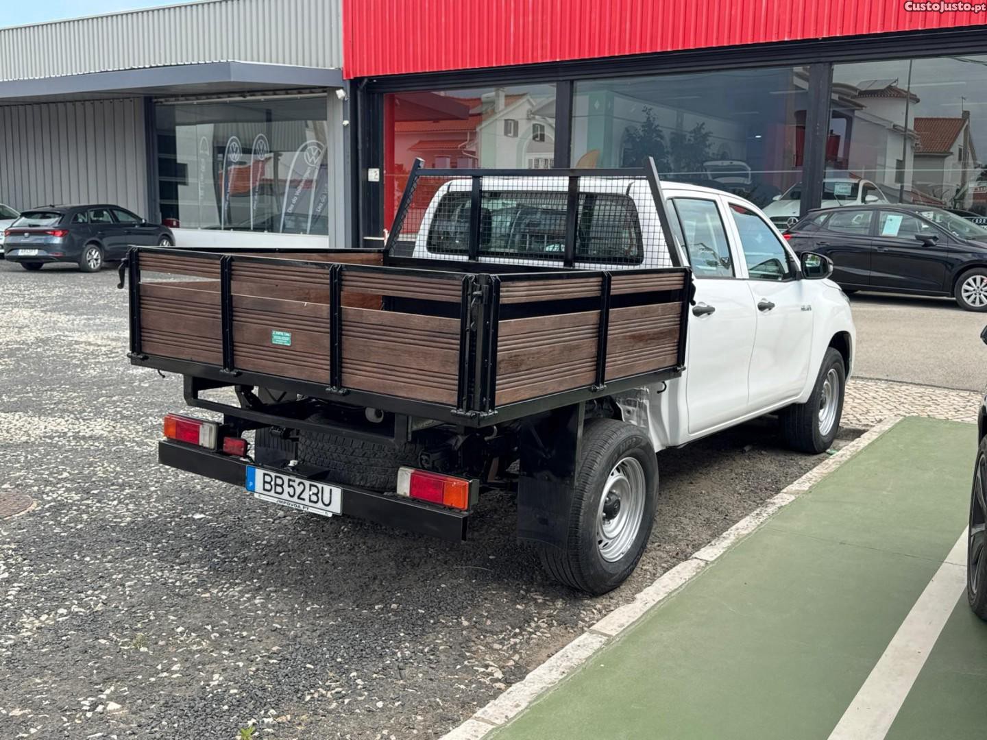 Toyota Hilux 2.4 D-4D 4x4 CD CM 5Lug 150cv — fotografia 21