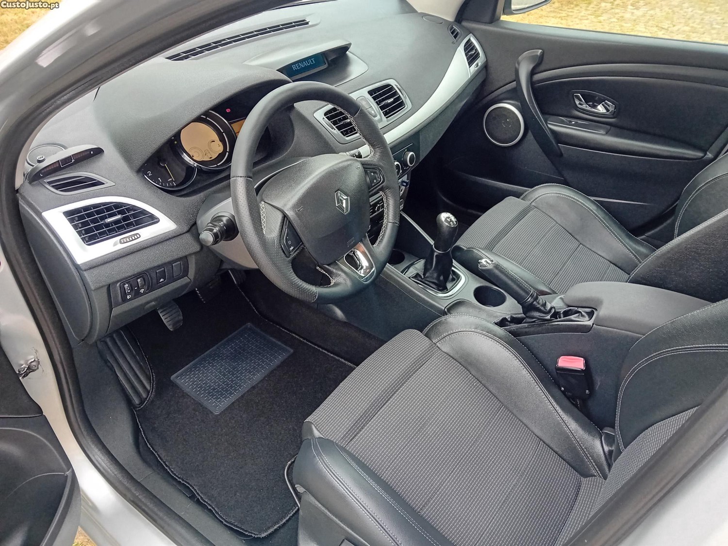 Renault Mégane 1.5 dci Sportstourer — fotografia 5
