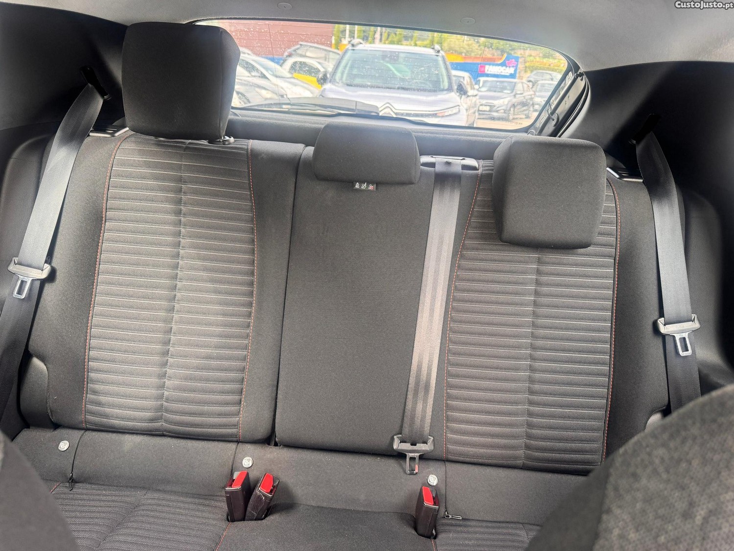 Peugeot 208 PureTech 82 Start & Stop Active — fotografia 7