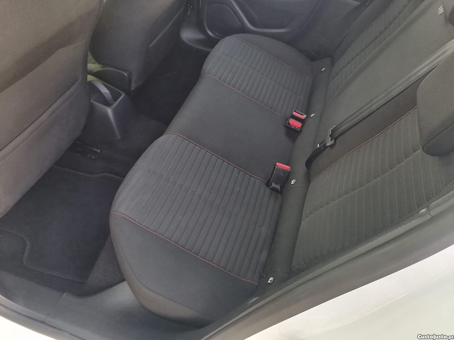 Peugeot 208 Active Pack - 22 — photo 4