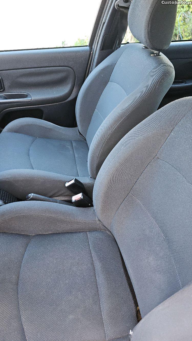 Renault Clio 1.2 ar condicionado — photo 5