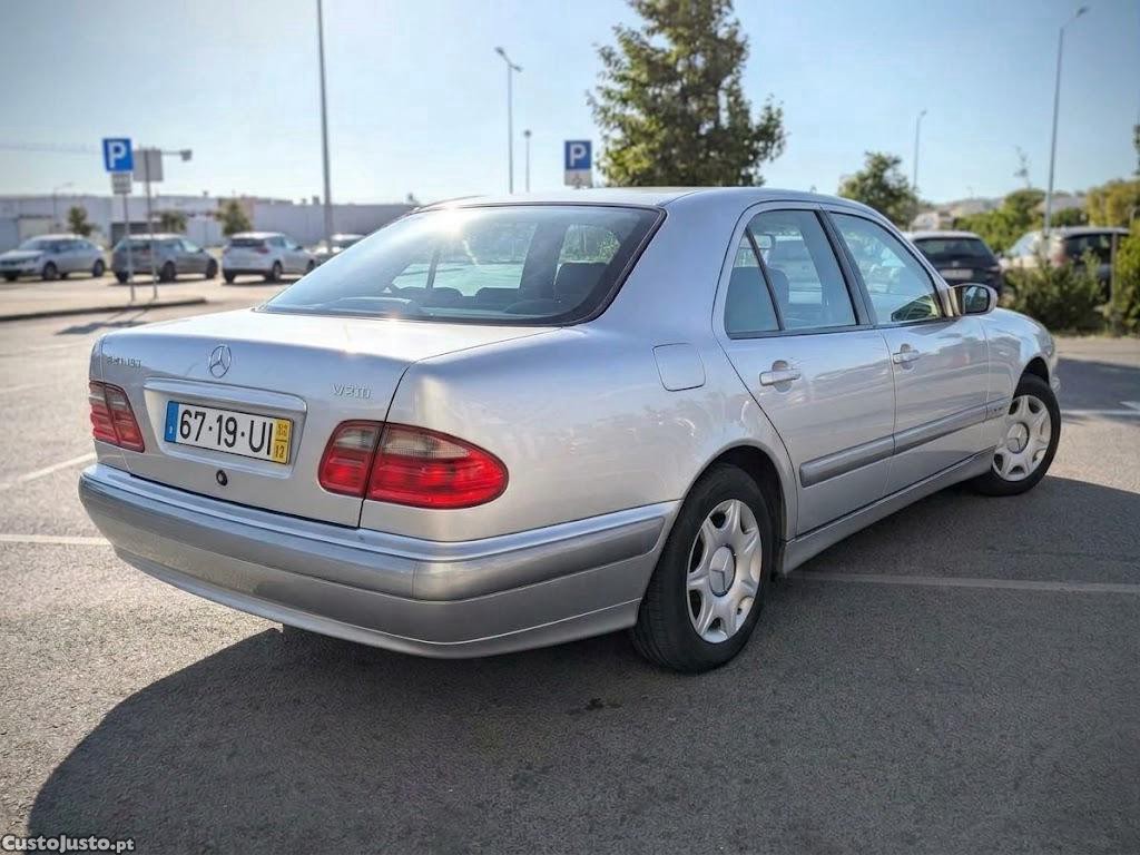 Mercedes-Benz E 220 220 Cdi (210 006) - 99 — photo 2