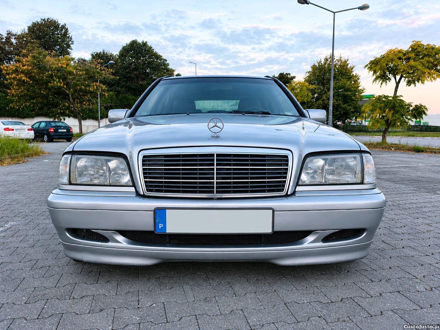 Mercedes-Benz C 220 CDI sport W202 - 99 — photo 4