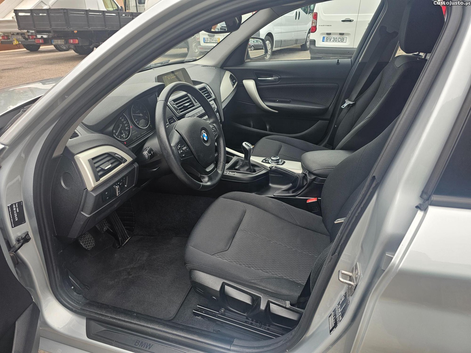BMW 116 D — fotografia 6