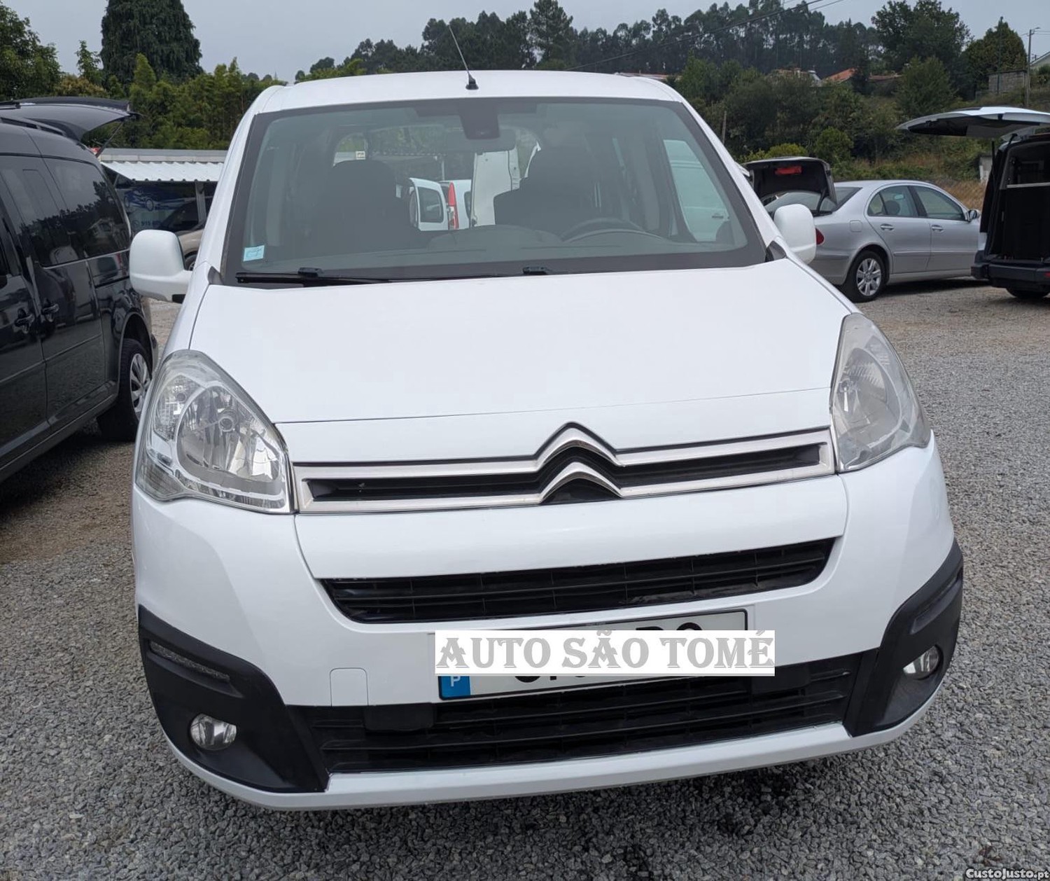 Citroën Berlingo 1.6 gasolina Mobilidade Reduzida - 17 foto 2