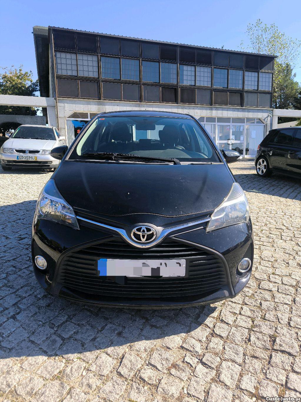 Toyota Yaris Yaris — photo 2