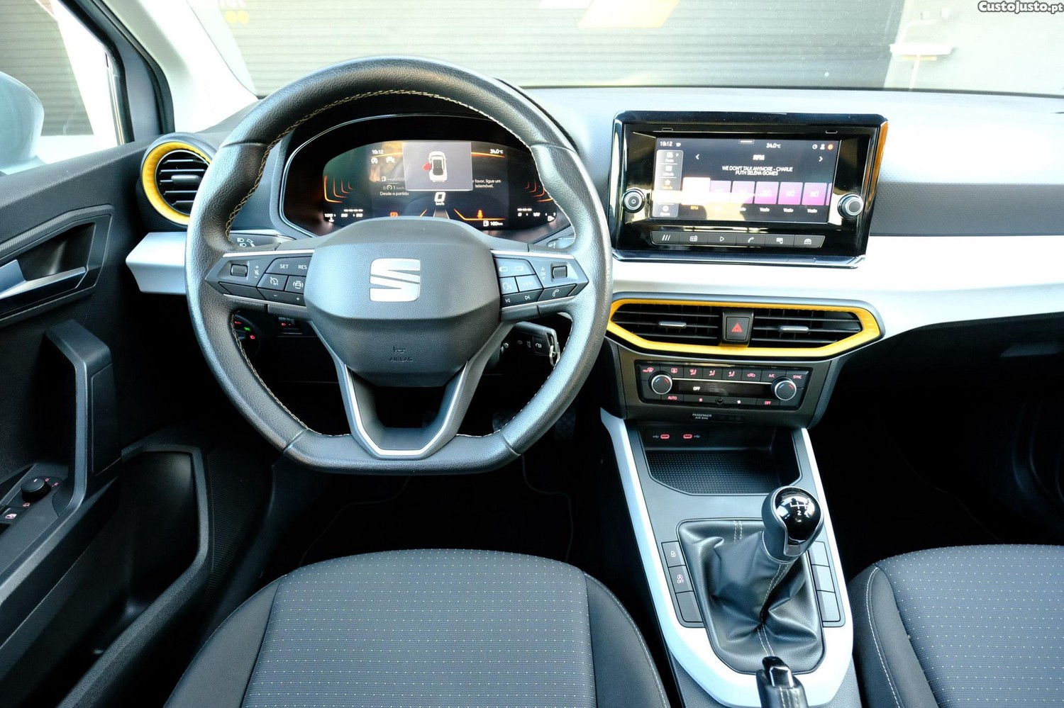 SEAT Arona 1.0 TSI Style — fotografia 13