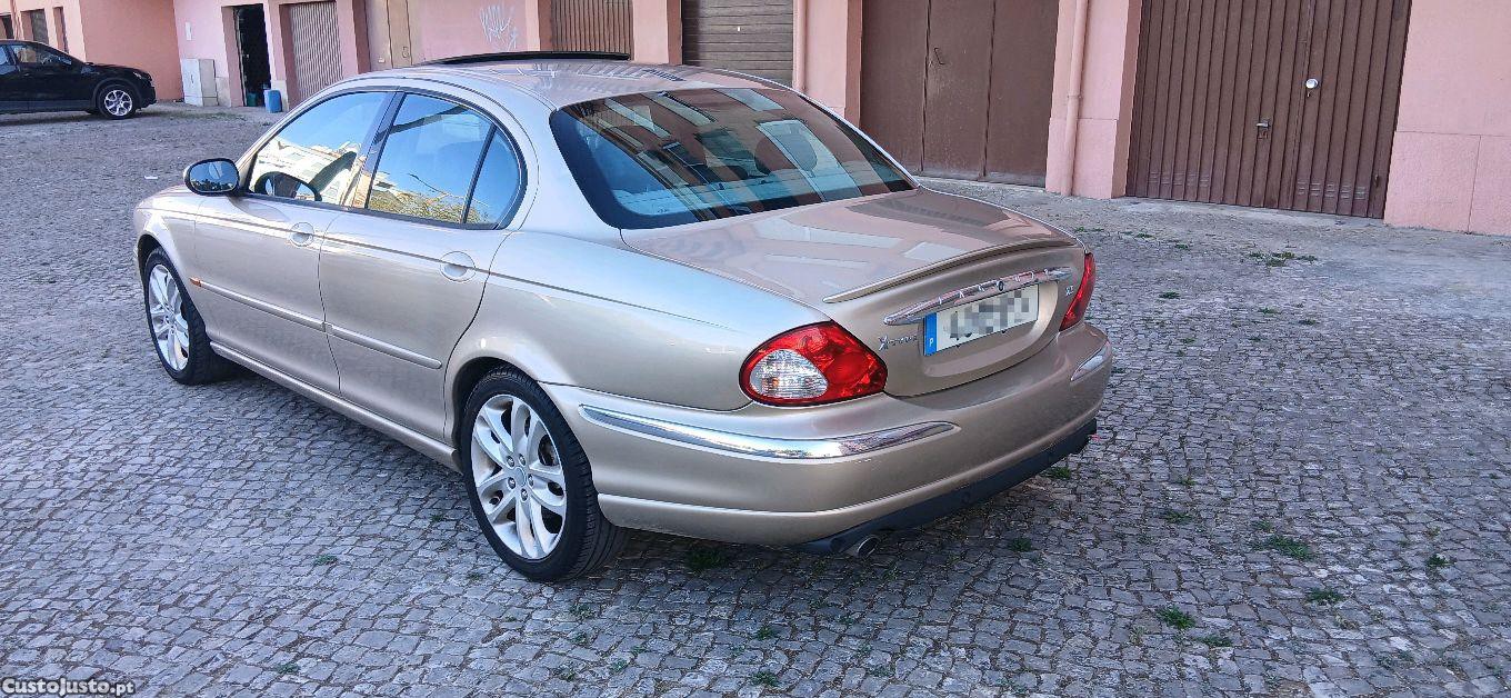 Jaguar X-Type 4x4 permanente — photo 2