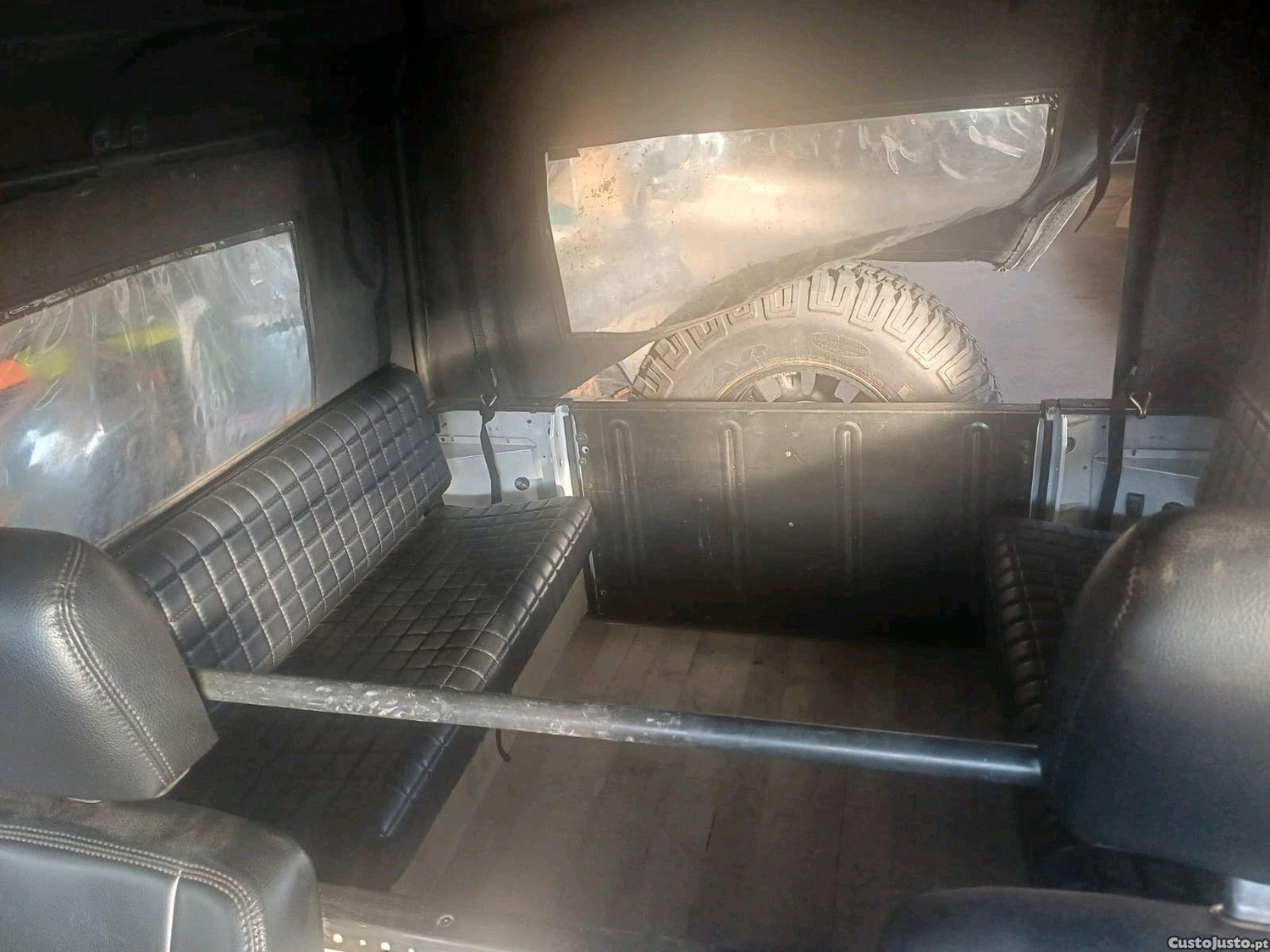 Land Rover Defender 300 tdi 6 lugares - 94 — photo 3