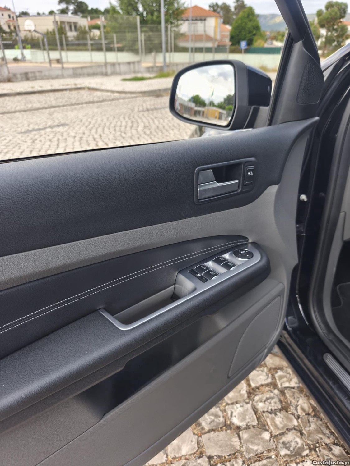 Ford Focus 1.6 — fotografia 10
