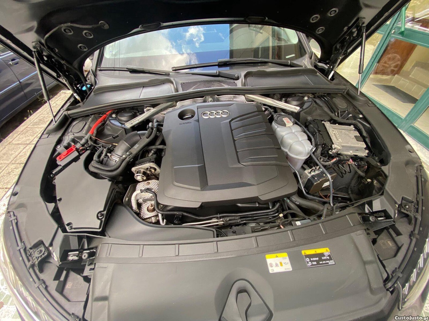 Audi A4 Avant 30 TDI S tronic Advanced — photo 5