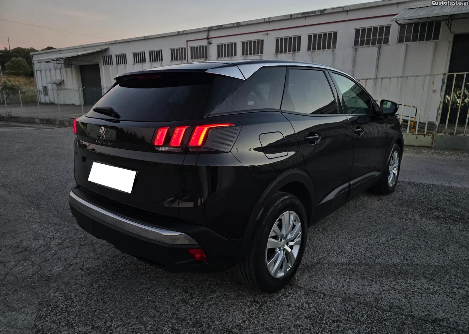 Peugeot 3008 PureTech 130 Stop & Start GPF EAT8 Allure — photo 3