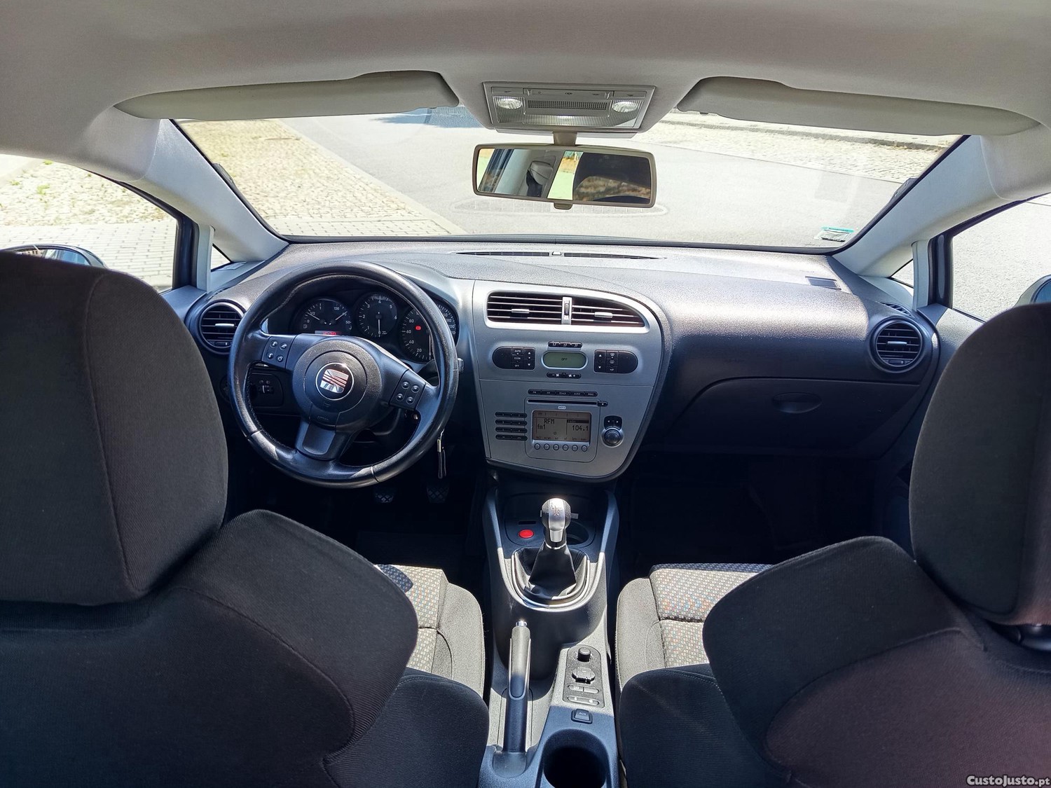 SEAT Leon 1.9 TDI 268.000 KLM — fotografia 3