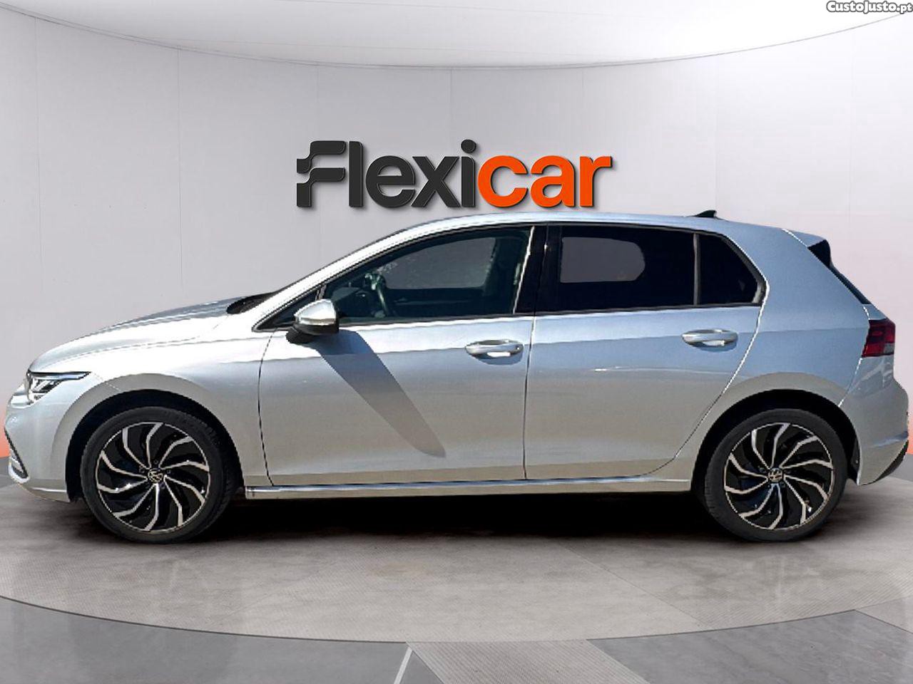 Volkswagen Golf 1.0 TSI Life — fotografia 14