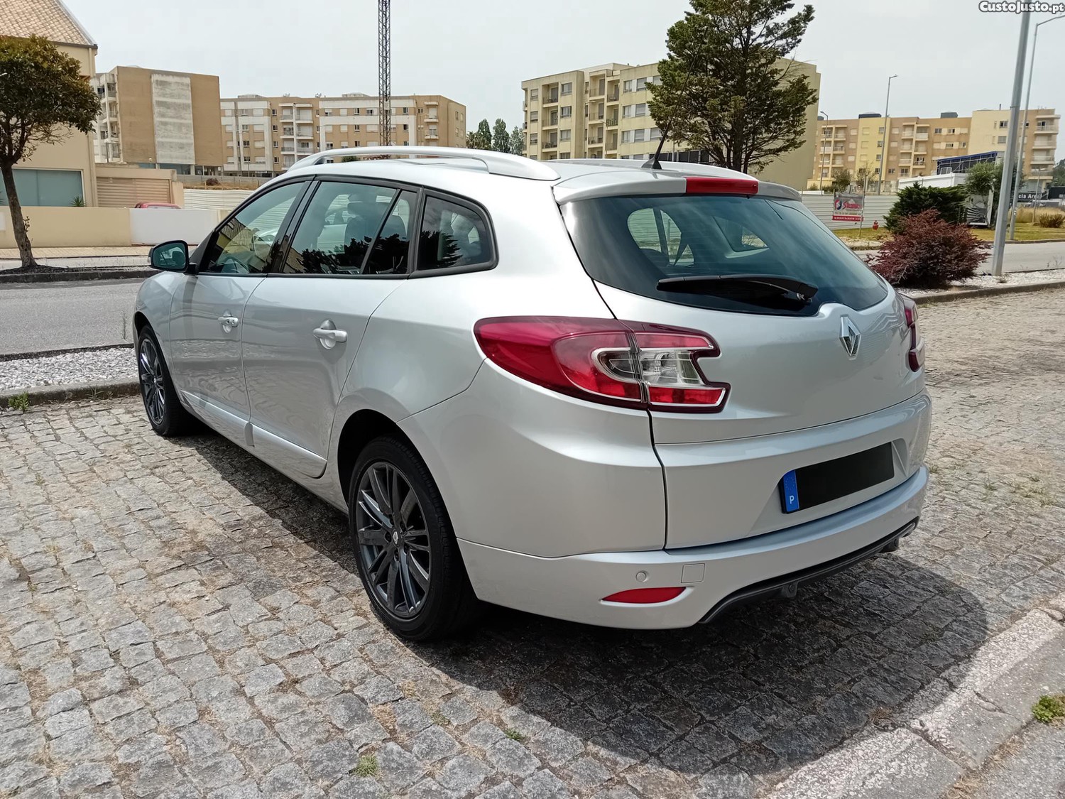 Renault Mégane 1.5 dci Sportstourer — fotografia 9