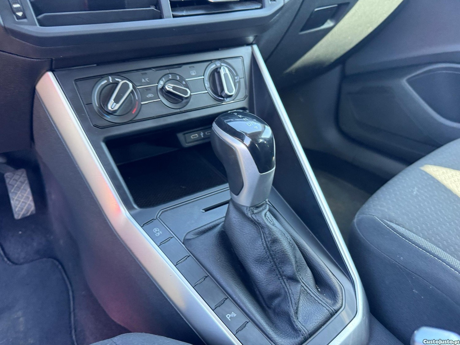 Volkswagen Taigo DSG — fotografia 6