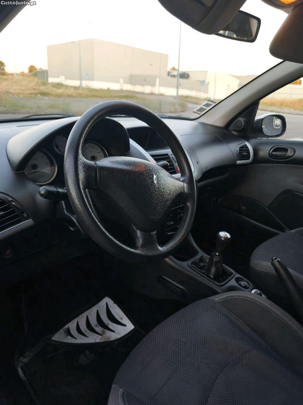 Peugeot 206 1.1 60cv Nacional — fotografia 5