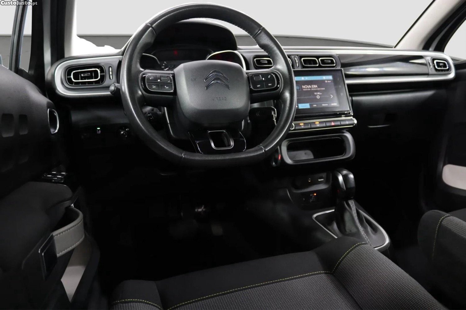 Citroën C3 1.2 PureTech Shine EAT6 — photo 4