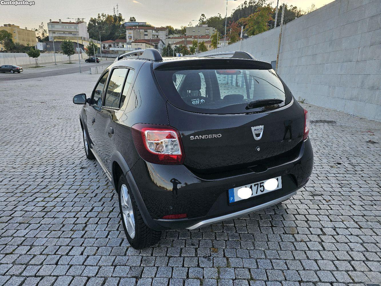 Dacia Sandero Stepway 0.9 TCE C/GPS — photo 4