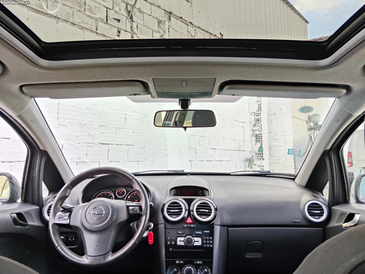 Opel Corsa 1.3 — fotografia 2