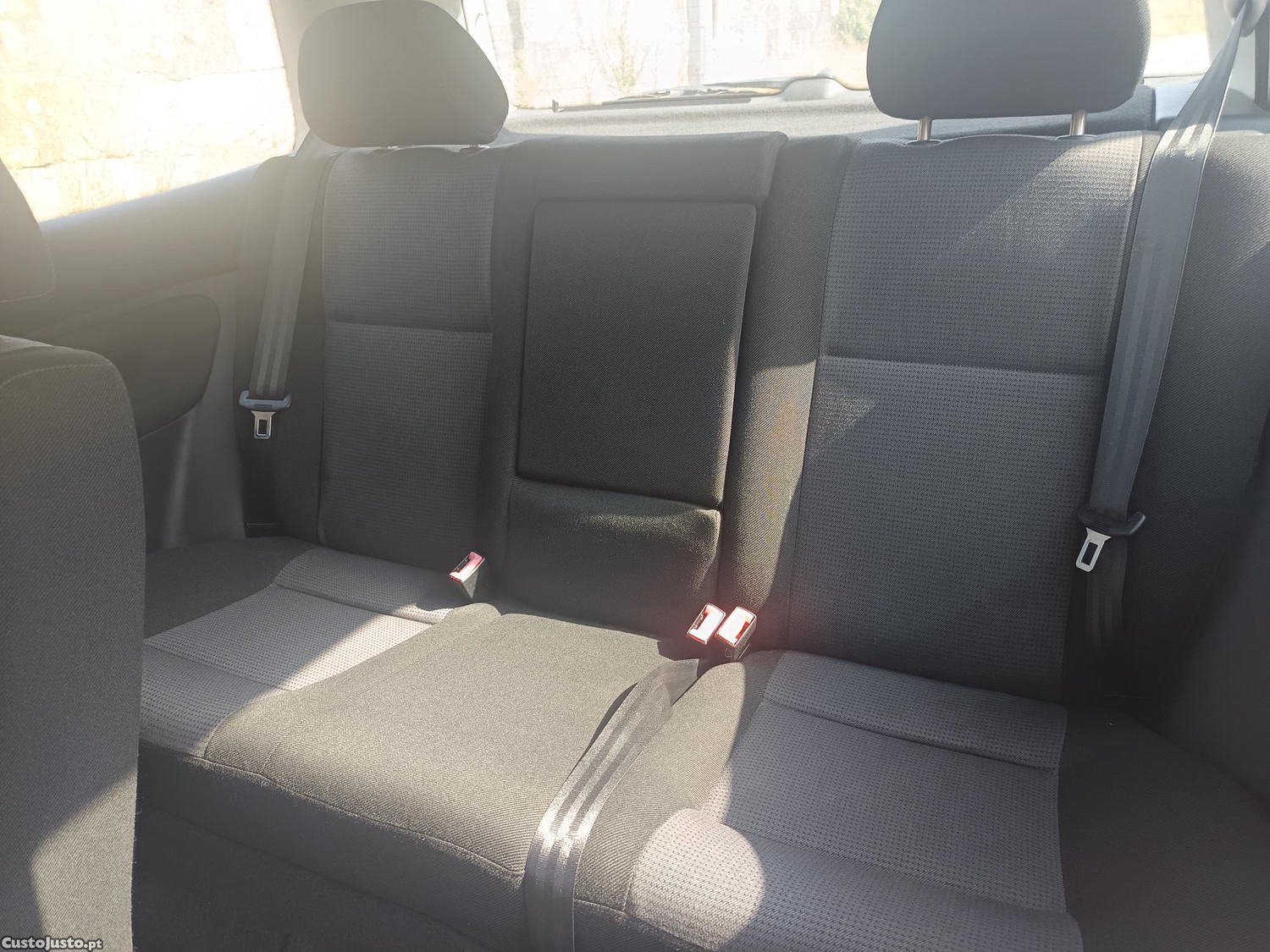Volkswagen Golf 1.4 16v Versão 25 Anos — fotografia 4